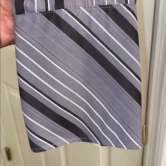 PERRY ELLIS long Sleeve Shirt with French Cuffs. - Picture 4 of 5